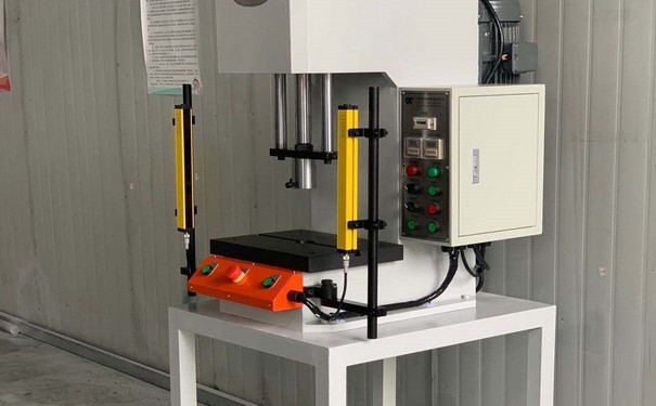 ����Һ���C����ʲô�M�ɵģ������@���\���ģ�