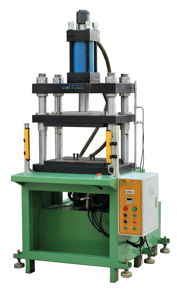 ���������͉��C