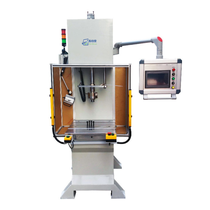 �S���b�䉺�b�C