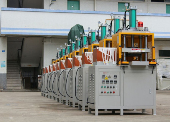 ����܉���C���~�܉������ΙC