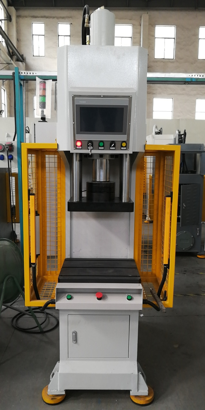 �ŷ�Һ�����b�C